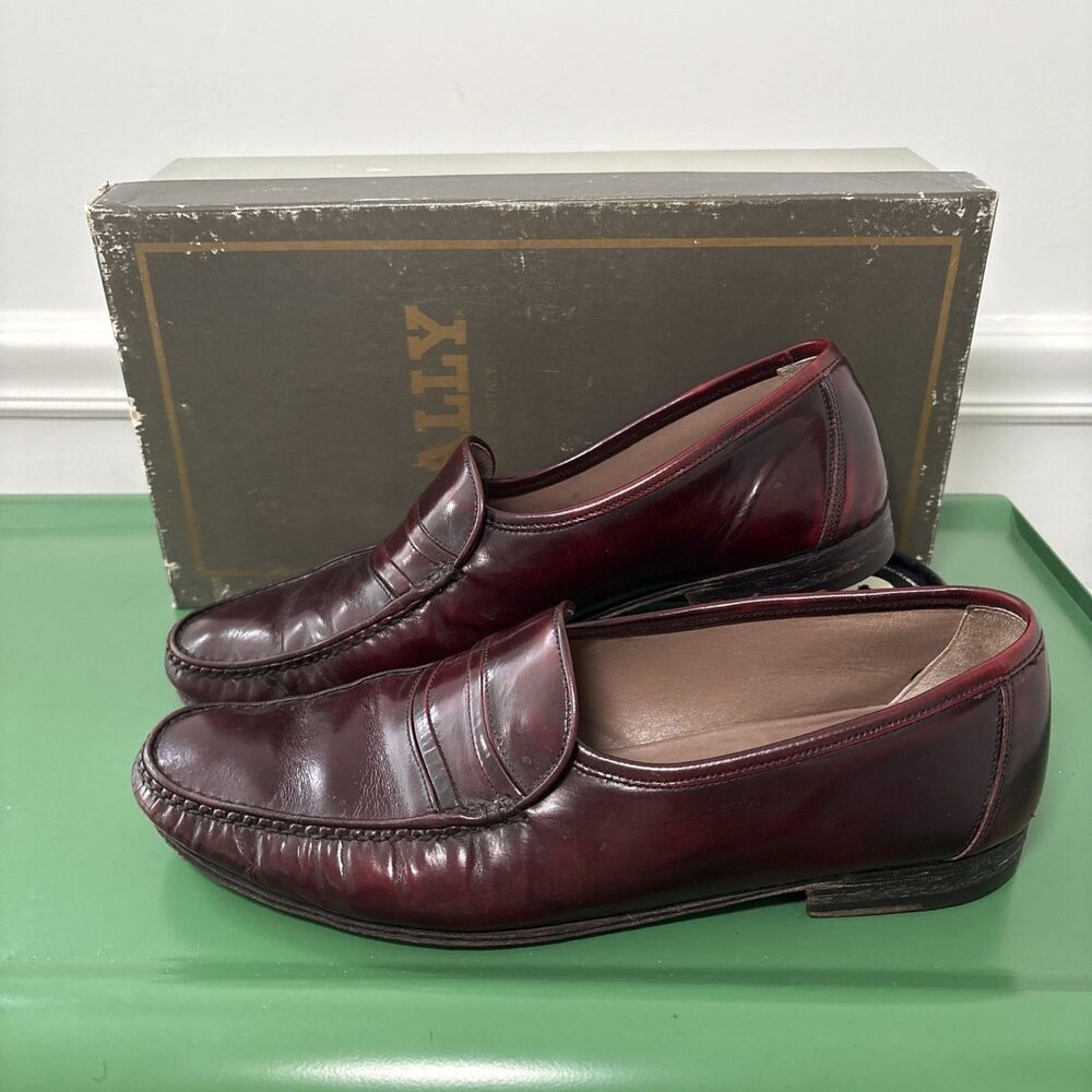 BALLY Made In Italy Gorgeous Burgundy Leather Dress Style Mens Size 9.5M Loafers